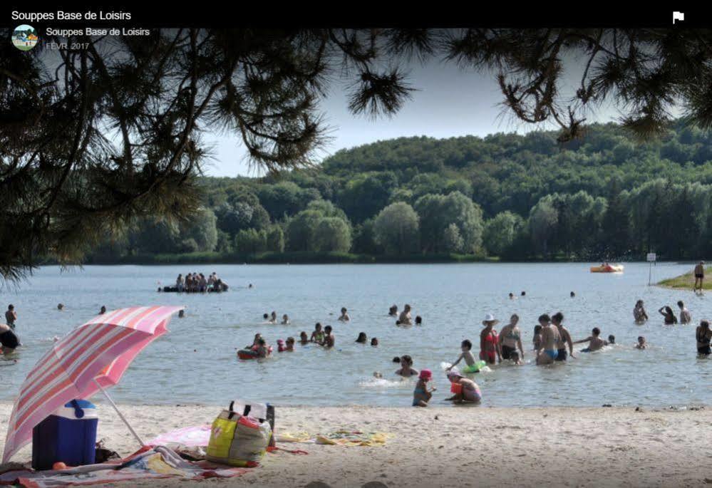 A La Vielle Halle Souppes-sur-Loing Exterior photo